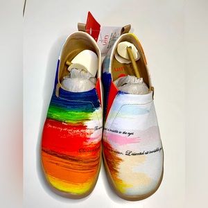 COPY - NWT Uin Shoes
